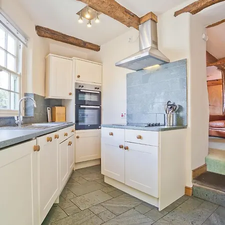 Prázdninový dům The Old Post Cottage, *